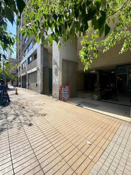 Excelente Ubicacion Y Comodo Depto En El Centro Santiago de Chile Exteriör bild